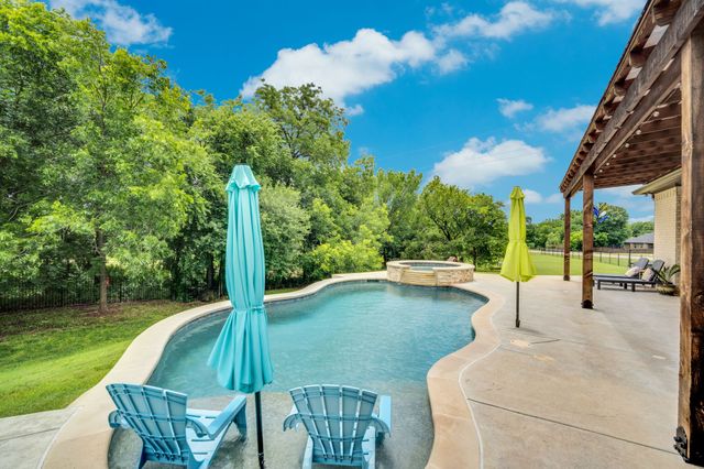 1310 Rustic Ridge, Midlothian, TX 76065