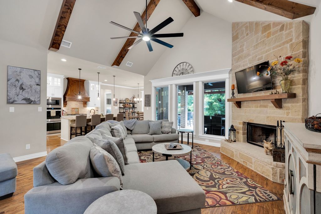 1310 Rustic Ridge, Midlothian, TX 76065