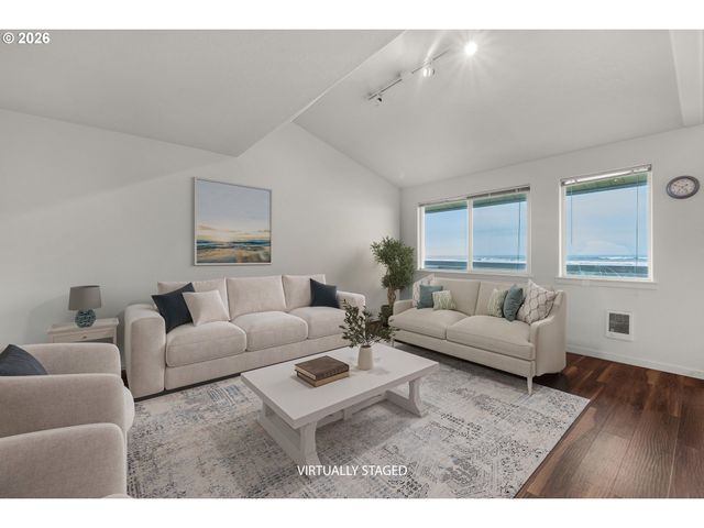 137 S Pacific St 16, Rockaway Beach, OR 97136