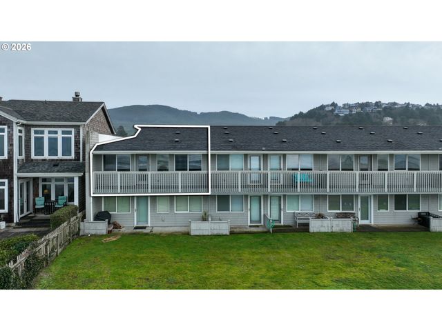 137 S Pacific St 16, Rockaway Beach, OR 97136