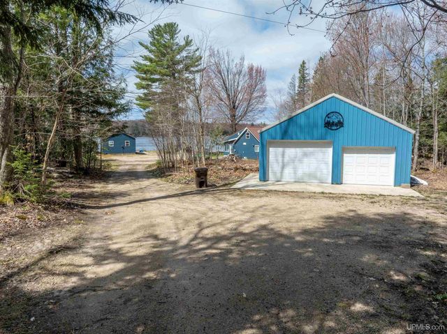 3865 Peninsula Point Road, Munising, MI 49862
