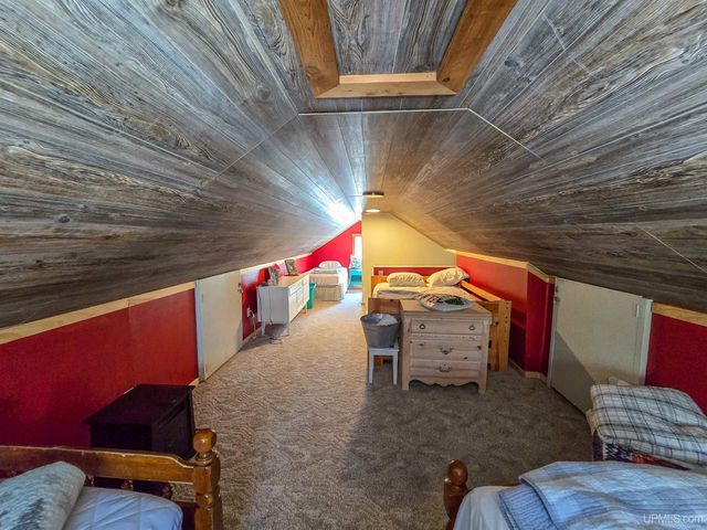 3865 Peninsula Point Road, Munising, MI 49862