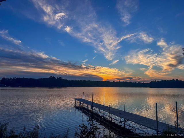 3865 Peninsula Point Road, Munising, MI 49862