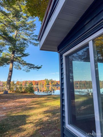 3865 Peninsula Point Road, Munising, MI 49862