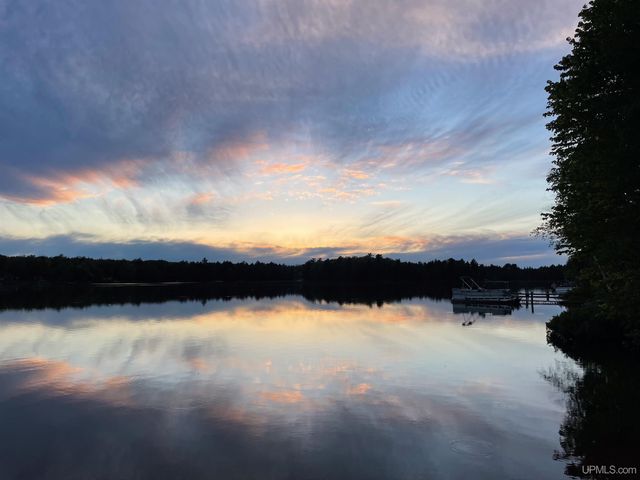 3865 Peninsula Point Road, Munising, MI 49862