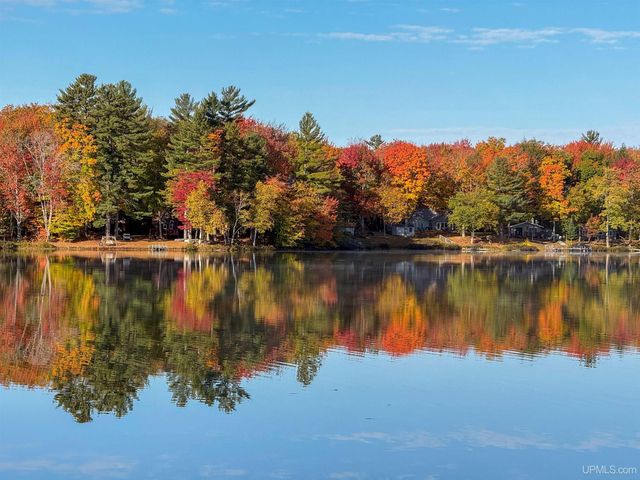 3865 Peninsula Point Road, Munising, MI 49862