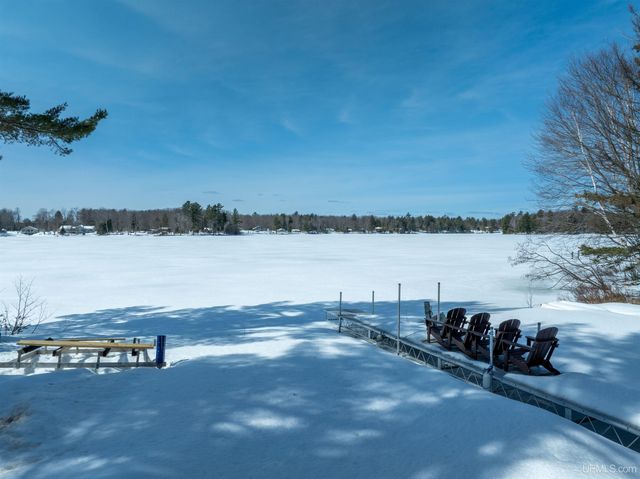 3865 Peninsula Point Road, Munising, MI 49862