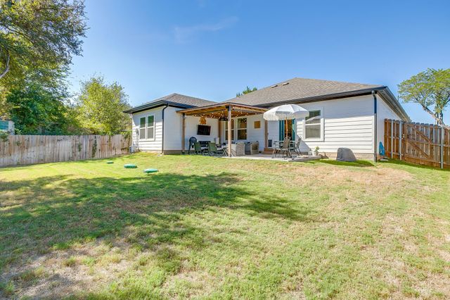 2217 Forest Hill Lane, Granbury, TX 76048