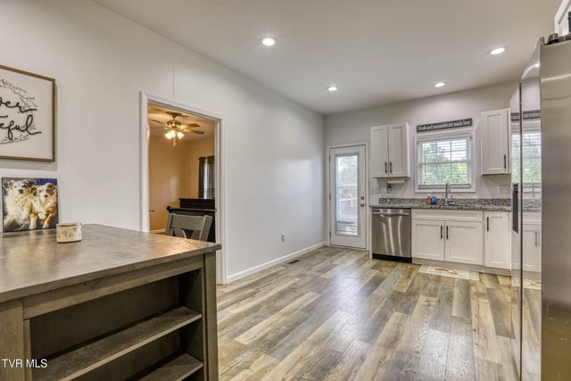 119 Sturbridge Lane, Church Hill, TN 37642