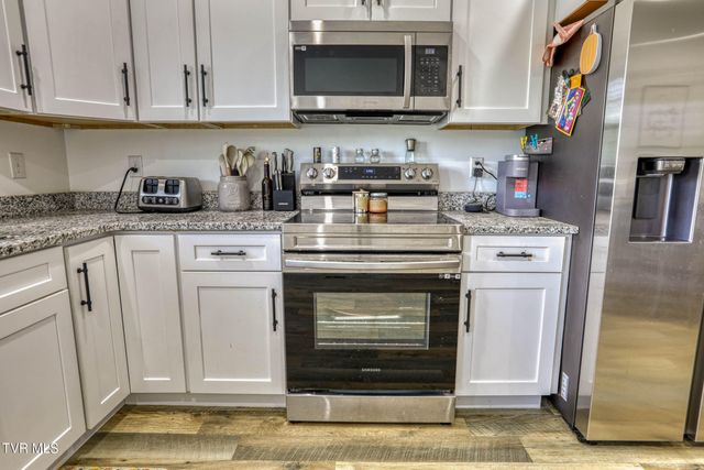 119 Sturbridge Lane, Church Hill, TN 37642