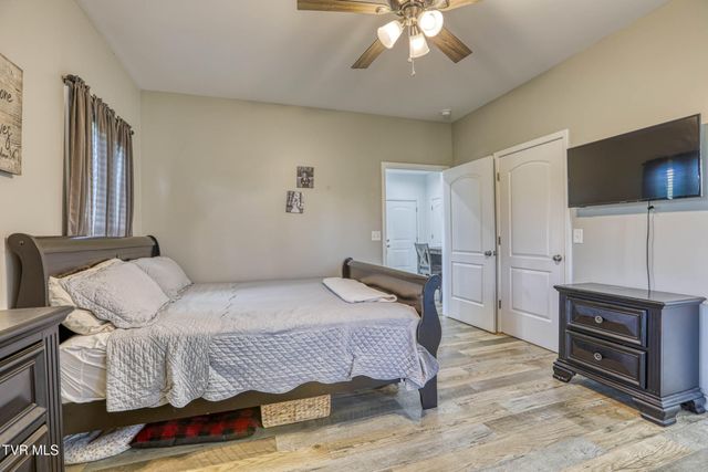 119 Sturbridge Lane, Church Hill, TN 37642