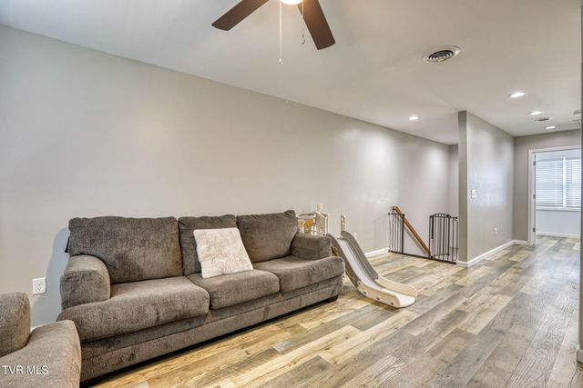 119 Sturbridge Lane, Church Hill, TN 37642