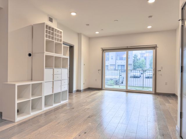 400 Herron Dr Apt 113, Nashville, TN 37210