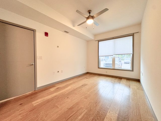 400 Herron Dr Apt 113, Nashville, TN 37210
