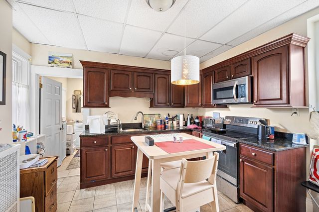 46 Summer, Westborough, MA 01581