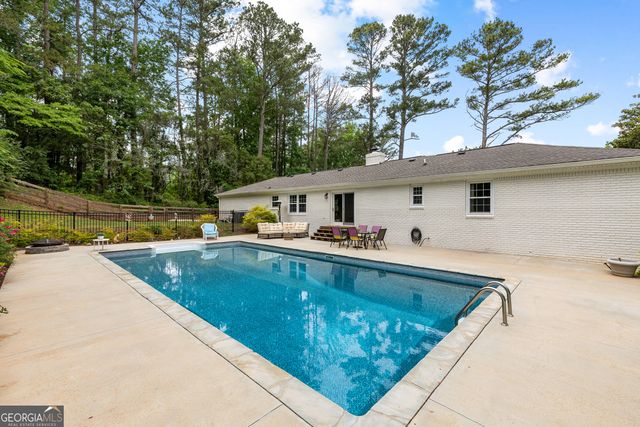 29 Red Bud Trail, Newnan, GA 30263
