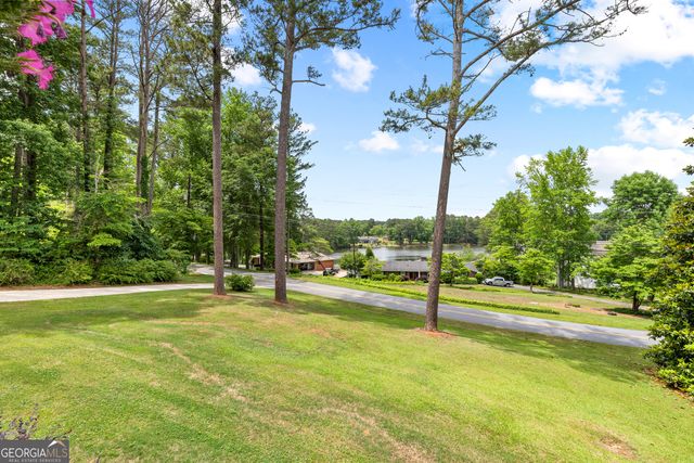 29 Red Bud Trail, Newnan, GA 30263