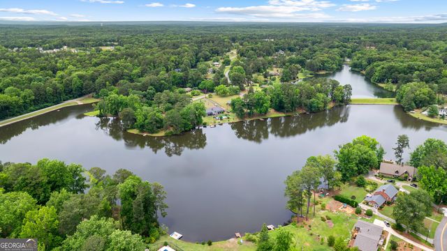 29 Red Bud Trail, Newnan, GA 30263