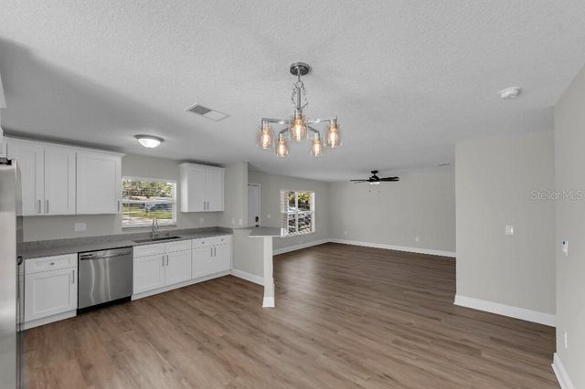 3821 E NORFOLK STREET, Tampa, FL 33604