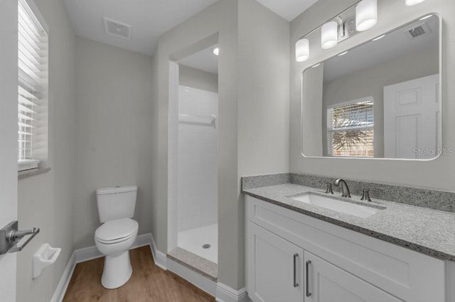3821 E NORFOLK STREET, Tampa, FL 33604