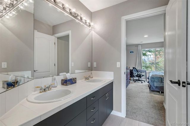 7063 S Shawnee Street, Aurora, CO 80016