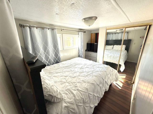 160 NE Bobwhite Dr, Medicine Lodge, KS 67104