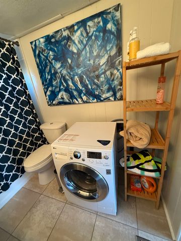 160 NE Bobwhite Dr, Medicine Lodge, KS 67104