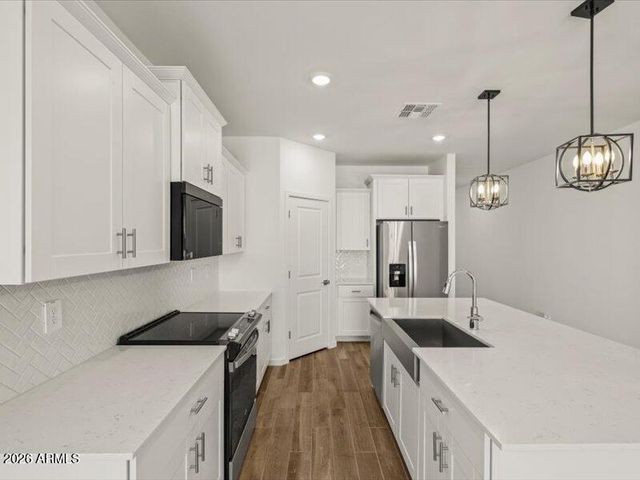 7340 E TINTYPE Road, San Tan Valley, AZ 85143