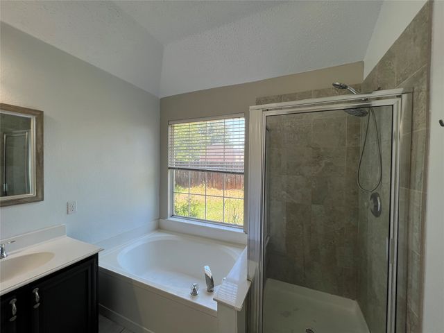 8059 Raleigh Court, Fort Worth, TX 76123