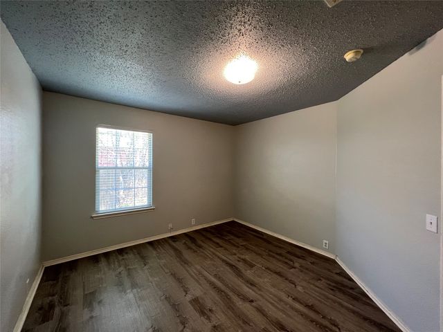 8059 Raleigh Court, Fort Worth, TX 76123