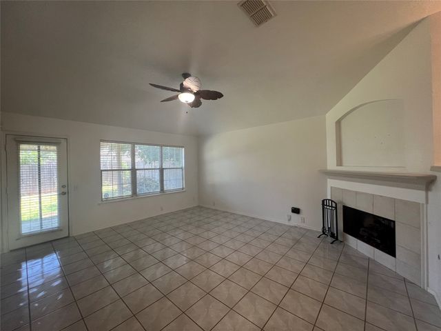 8059 Raleigh Court, Fort Worth, TX 76123