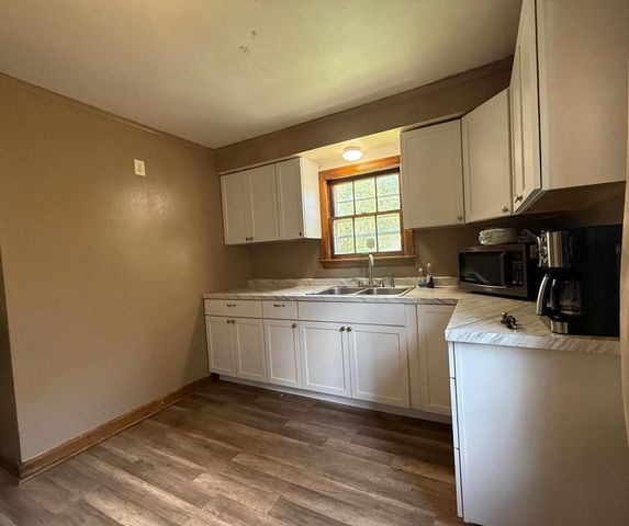 4166 N 17th STREET, Milwaukee, WI 53209