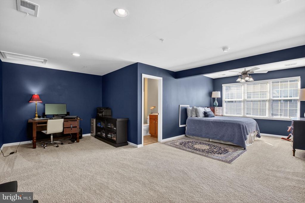 Image 21 of property listing at 23116 LILAC ST, California, MD 20619