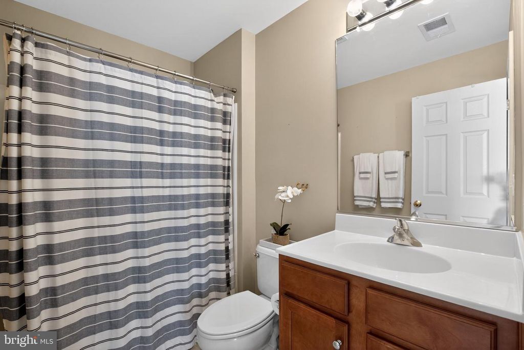 Image 22 of property listing at 23116 LILAC ST, California, MD 20619