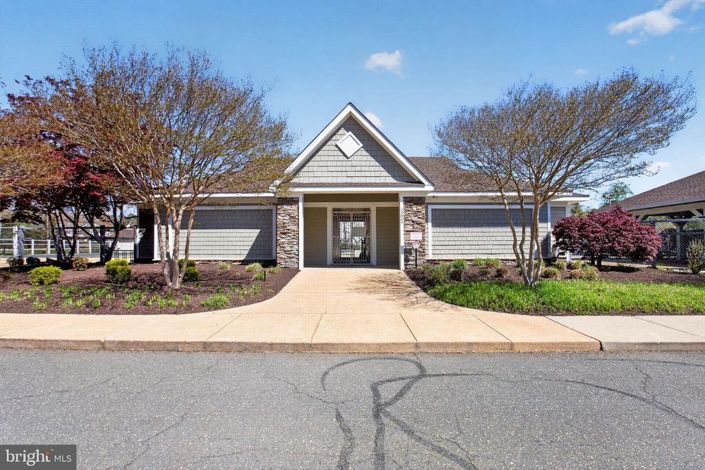 Image 27 of property listing at 23116 LILAC ST, California, MD 20619