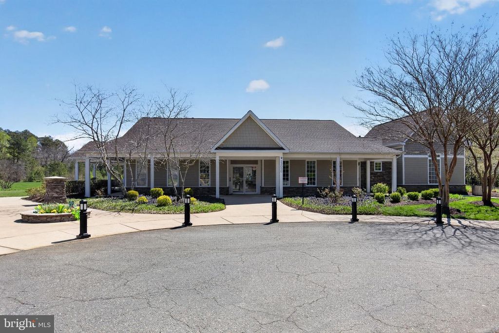 Image 28 of property listing at 23116 LILAC ST, California, MD 20619