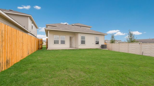 276 MUSTANG LAKE CIR, Buda, TX 78610