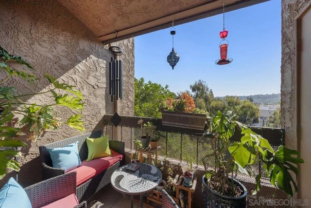 10400 caminito Cuervo 264, San Diego, CA 92108