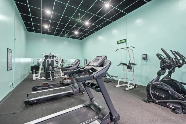 10400 caminito Cuervo 264, San Diego, CA 92108