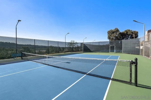 10400 caminito Cuervo 264, San Diego, CA 92108