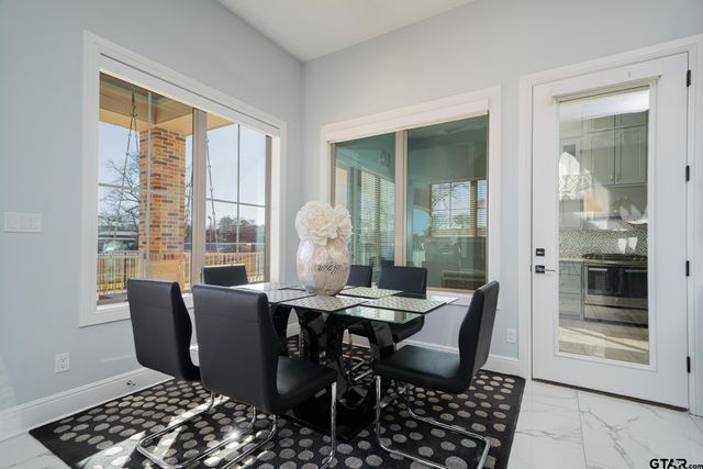 3410 Oak Hill Trl, Longview, TX 75605