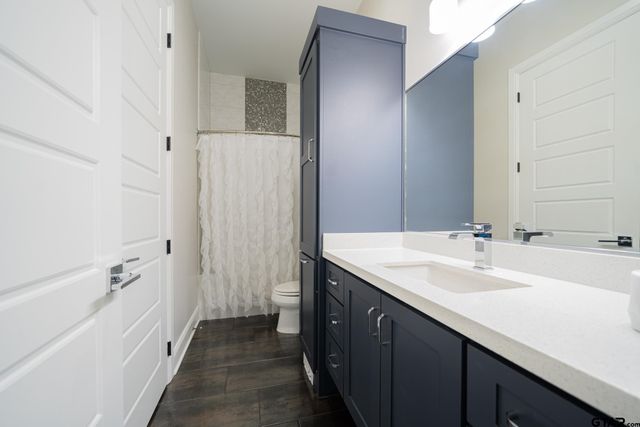 3410 Oak Hill Trl, Longview, TX 75605
