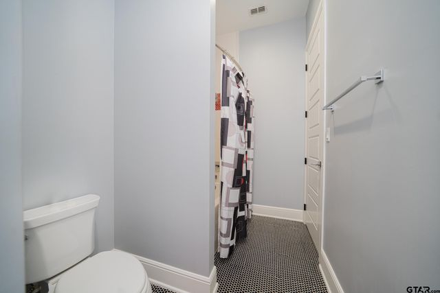 3410 Oak Hill Trl, Longview, TX 75605