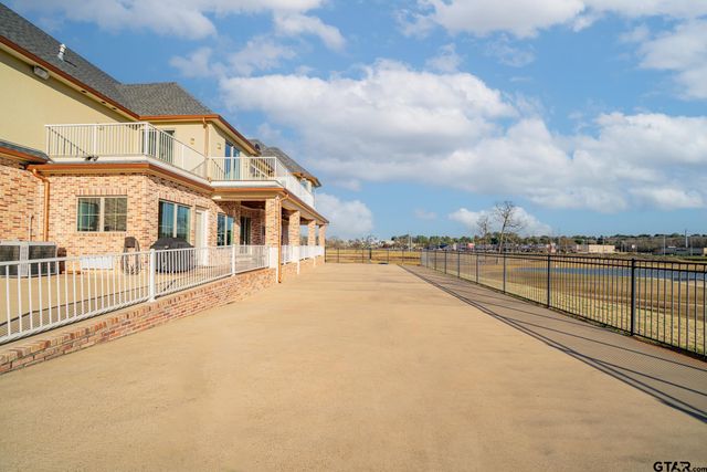 3410 Oak Hill Trl, Longview, TX 75605
