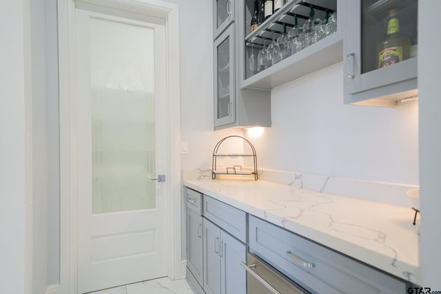 3410 Oak Hill Trl, Longview, TX 75605
