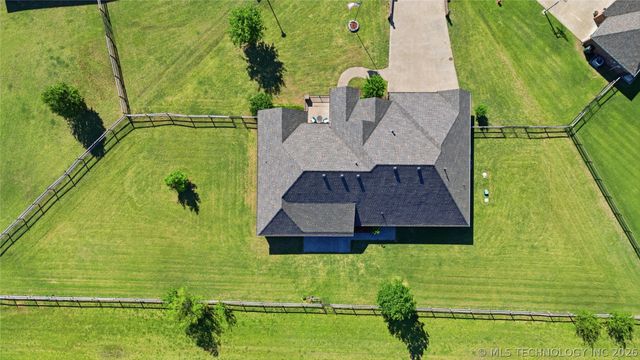 14246 N 61 Avenue, Collinsville, OK 74021