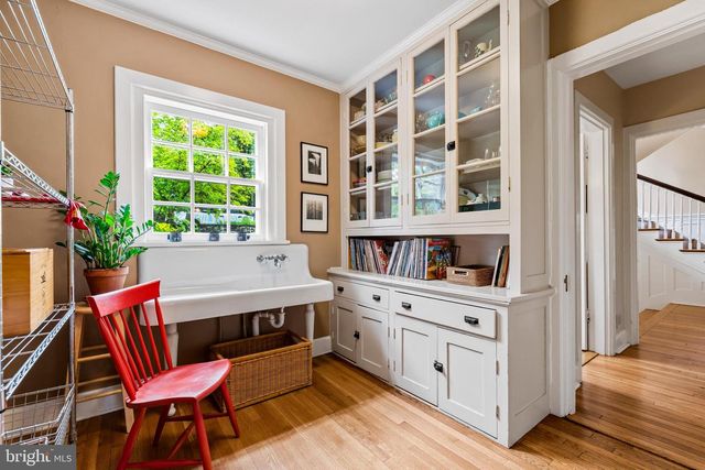 222 LONGWOOD RD, Baltimore, MD 21210
