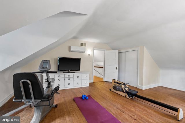 222 LONGWOOD RD, Baltimore, MD 21210