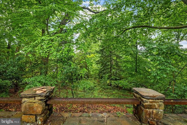222 LONGWOOD RD, Baltimore, MD 21210