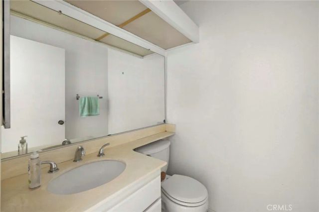 921 Creekside Dr, Fullerton, CA 92833